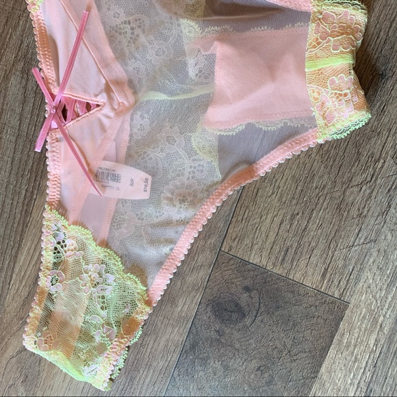 VS Pastel Lace Low Rise Cheekini Panty - Picture 7 of 9